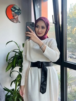 Yarım Balıkçı Ekru Triko Elbise Yarım Balıkçı Ekru Triko Elbise