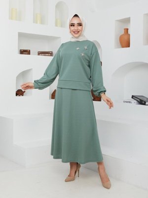 Taş Işlemeli Etekli Takım