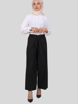 Siyah Önü Kuşaklı Geniş Paça Diagonel Pantolon