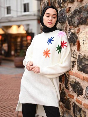 Vioshine Oversize Papatya Motifli Triko Tunik