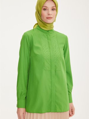 Önü Nakış Detaylı Gömlek Çimen Yeşili