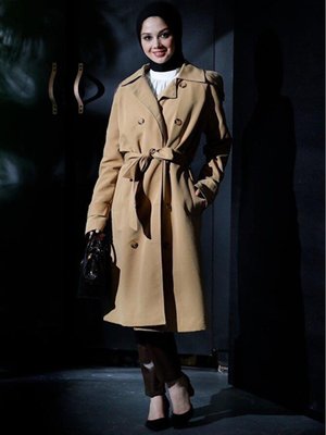 Seyyar Kuşaklı Düğme Detaylı Astarlı Trenç Kot