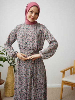 Çağla Çiçek Desenli Kuşaklı Elbise Çağla Çiçek Desenli Kuşaklı Elbise