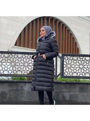 Siyah Kürk Detaylı Uzun Kollu Şişme Mont