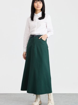 Beli Kuşaklı Gabardin Etek Yeşil