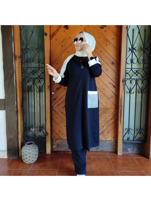 Lacivert Beyaz Cepli Eşofman Takım Lacivert Beyaz Cepli Eşofman Takım