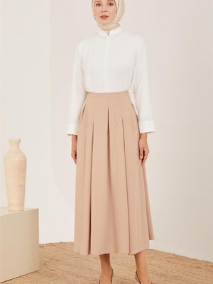 Pilikaşeli Ve Godeli Etek Bej