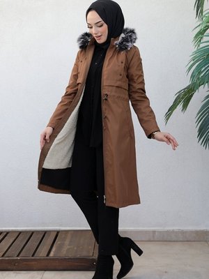 Bige Yıldız Detaylı Büzgülü Içi Kürklü Mont Taba