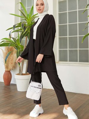 Sıyah Bürümcük Hırka Pantolon