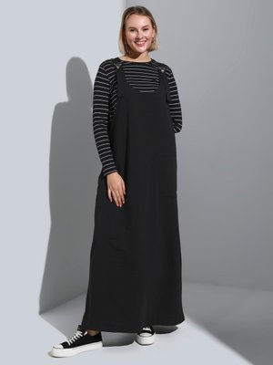 Siyah Büyük Beden Askılı Örme Spor Salopet Elbise Siyah Büyük Beden Askılı Örme Spor Salopet Elbise