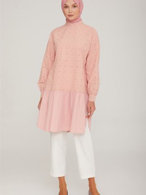 Etek Ucu Büzgülü Brode Tunik Pudra