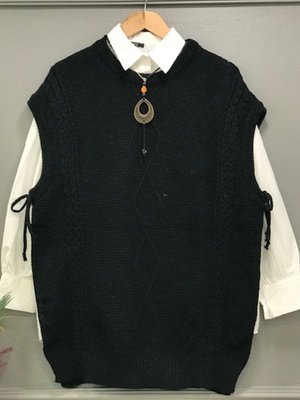 Bağcıklı Triko Süveter Siyah Bağcıklı Triko Süveter Siyah