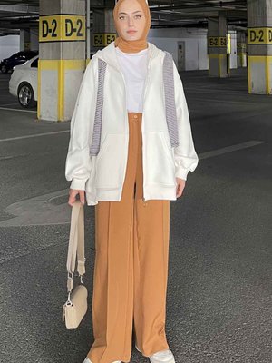 Ön Fermuarlı Düz Sweatshirt