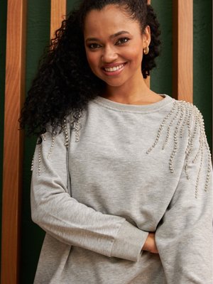 Üçiplik Taşlı Sweatshirt