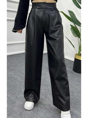 Bol Paça Beli Pileli Deri Pantolon