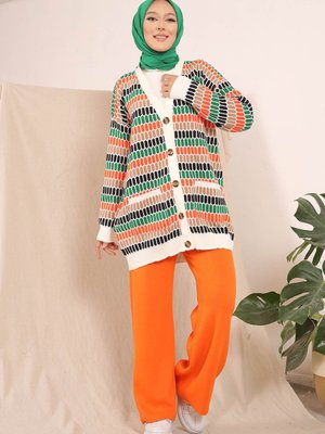 Krem Düğmeli Desenli Triko Hırka