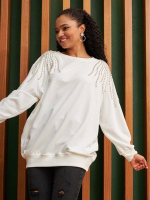 Üçiplik Taşlı Sweatshirt