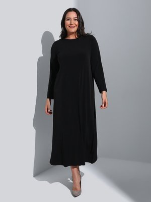 Siyah Büyük Beden Bisiklet Yaka Örme Elbise Siyah Büyük Beden Bisiklet Yaka Örme Elbise