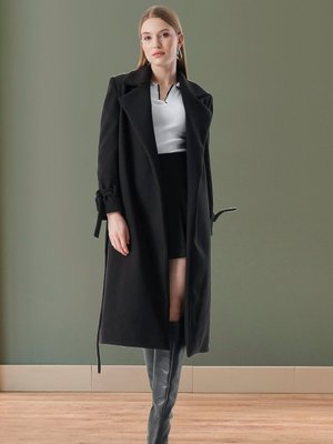 Siyah Beli Ve Kolu Kuşaklı Uzun Kaşe Kaban Siyah Beli Ve Kolu Kuşaklı Uzun Kaşe Kaban