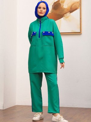 Yeşil Saks Taşlı Cepli Takım Yeşil Saks Taşlı Cepli Takım