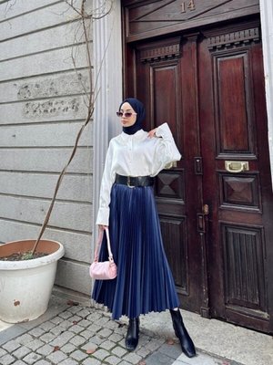 Piliseli Etek Piliseli Etek