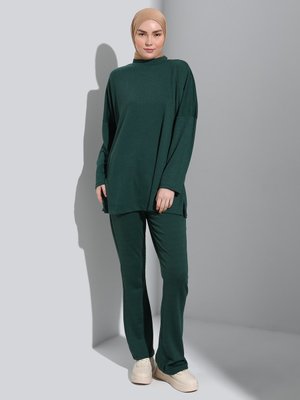 Zümrüt Yeşili Rahat Kesim Basic Tunik