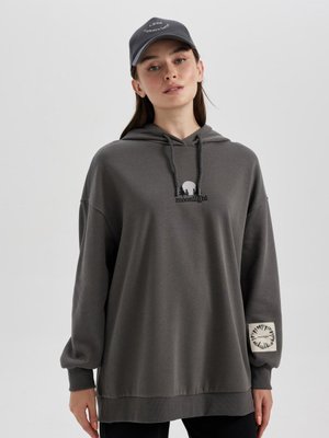 Regular Fit Kapüşonlu Nakışlı İçi Yumuşak Tüylü Kalın Sweatshirt Tunik