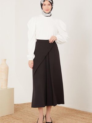 Asimetrik Drapeli Etek Siyah