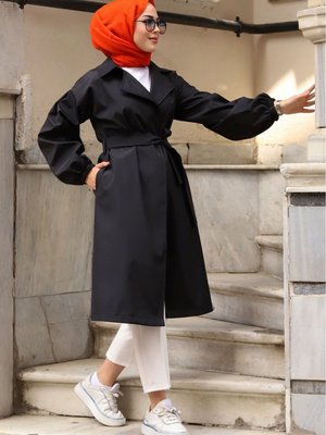 Beli Kuşaklı Içi Ekoseli Trençkot