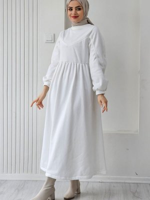 Önü Tek Dikiş Detaylı Iplık Elbıse