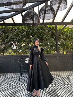 Cindy Siyah Tesettür Abiye Elbise