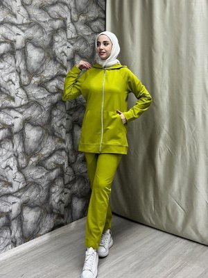 Kapüşonlu Cep Detaylı Eşofman Takımı Olive Yeşili Kapüşonlu Cep Detaylı Eşofman Takımı Olive Yeşili