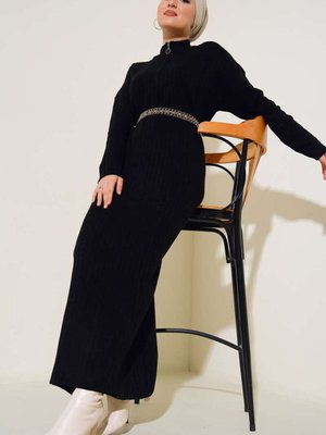 Yaka Fermuarlı Fitilli Uzun Triko Elbise Siyah