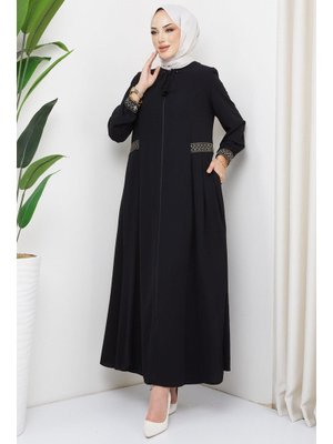 Siyah Nakışlı Büyük Beden Ferace