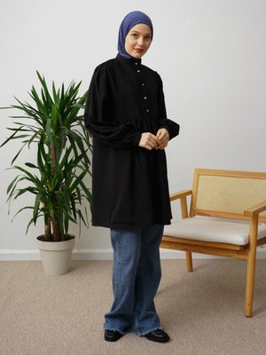 Siyah Hakim Yaka Yarım Patlı Tunik Siyah Hakim Yaka Yarım Patlı Tunik