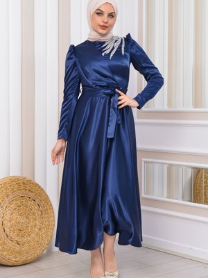 Omuzu Taşlı Saten Tasarım Abiye Elbise Omuzu Taşlı Saten Tasarım Abiye Elbise