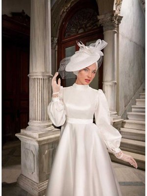 Özel Tasarım Üstü Simli Abiye Elbise