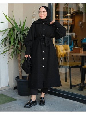 Kadın Düğmeli Kuşaklı Kaban