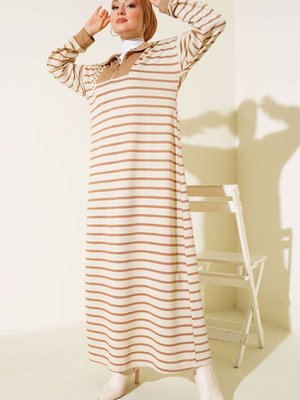 Yaka Fermuarlı Çizgili Elbise Bej