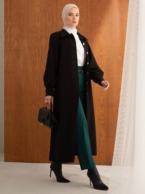 Siyah Gold Düğme Detaylı Balon Kollu Kap Siyah Gold Düğme Detaylı Balon Kollu Kap