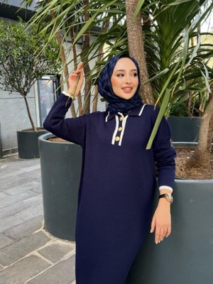 Yaka Gold Düğmeli Lacivert Triko Gömlek Elbise Yaka Gold Düğmeli Lacivert Triko Gömlek Elbise