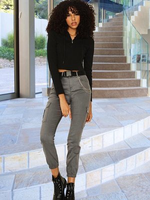 Siyah Kapüşonlu Fitilli Sweatshirt