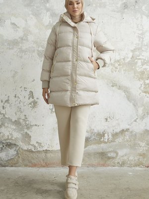 Armes Dolumlu Kapüşonlu Şişme Mont Ekru