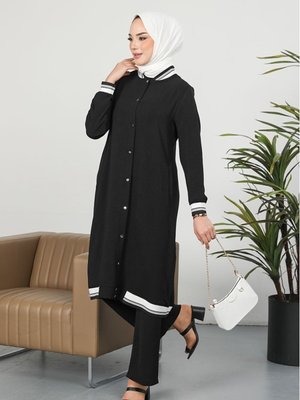 Şerit Detaylı Düğmeli Ayrobin Asel Tunik Pantolon İkili Takım Siyah Şerit Detaylı Düğmeli Ayrobin Asel Tunik Pantolon İkili Takım Siyah