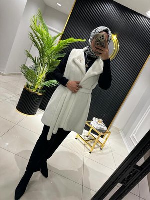 Broşlu Yumoş Yelekbej