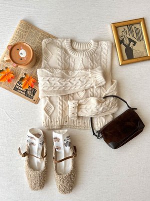 Krem Örgülü Crop Kazak