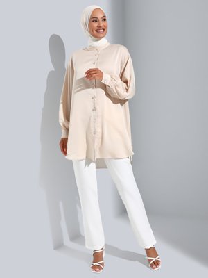 Vanilya Düğmeli Geniş Kalıp Saten Tunik