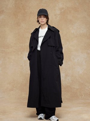 Teknik Kumaş Oversize Trenckot Siyah Teknik Kumaş Oversize Trenckot Siyah