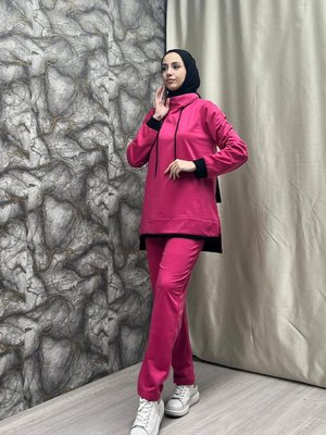Garnili Kapüşonlu Eşofman Takımı Fuşya Garnili Kapüşonlu Eşofman Takımı Fuşya