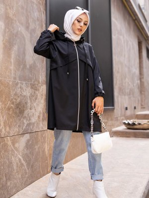 Trenç Yağmurluk Siyah